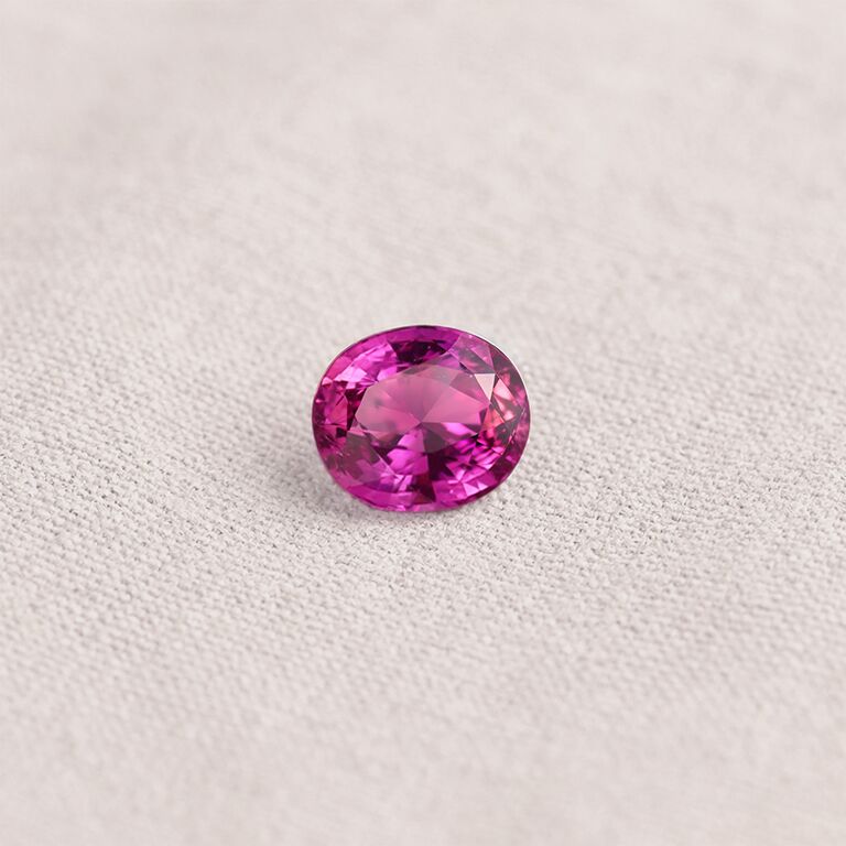 Saphir rose ovale