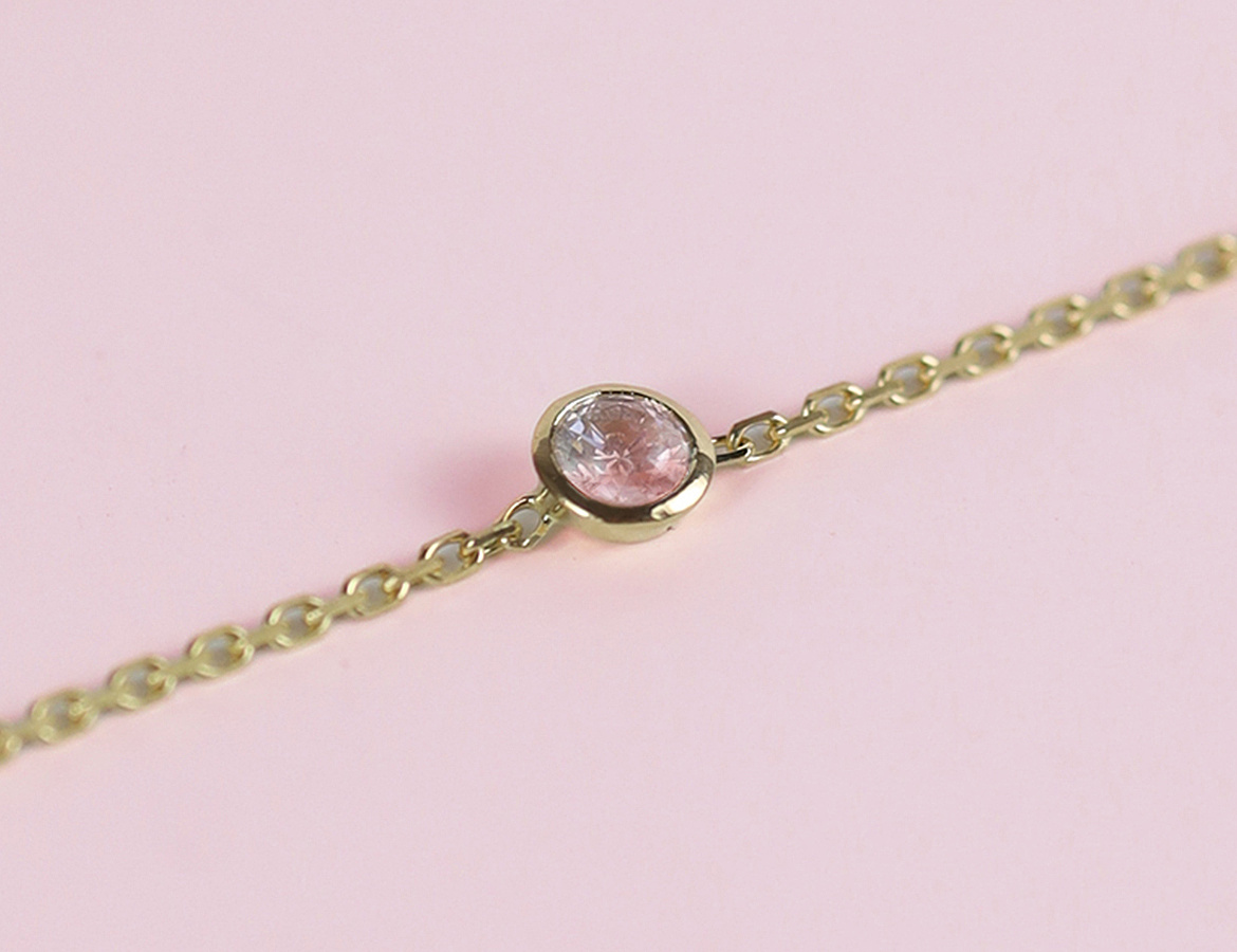 Bracelet Zoe en or jaune 750 millièmes, orné d'un quartz rose 0.10 carat