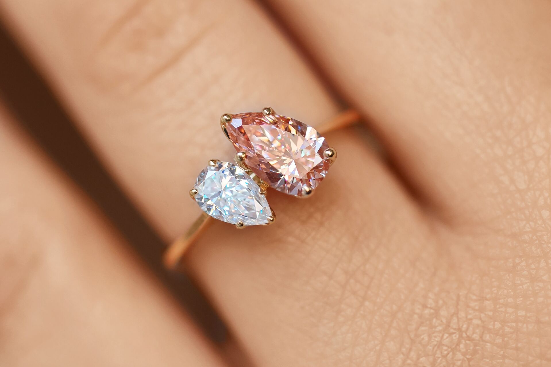 Bague Toi et Moi diamant blanc et diamant rose