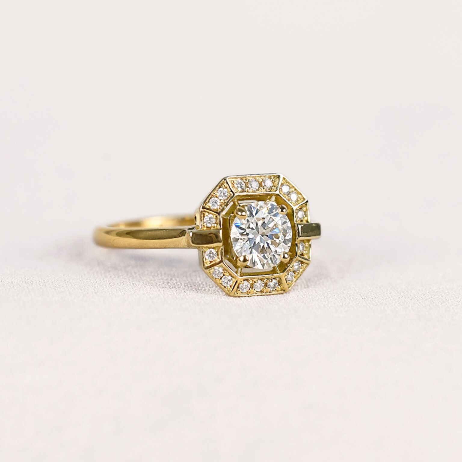 Bague Léonie en or jaune 750 millièmes et diamant de laboratoire