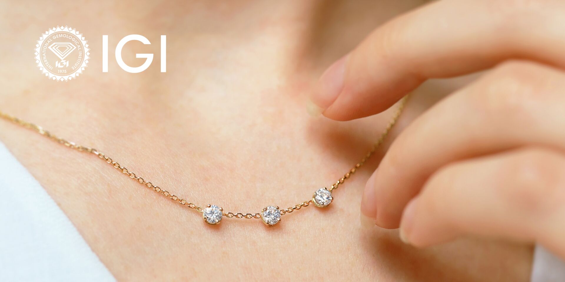 Collier Amber en or jaune 750 millièmes et diamants