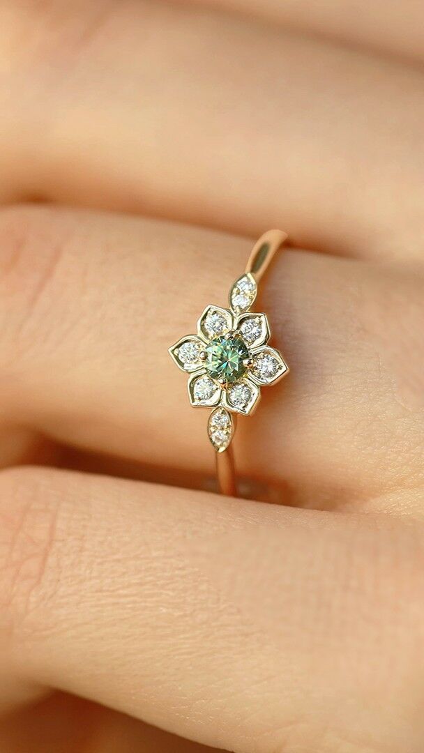 bague magnolia saphir vert