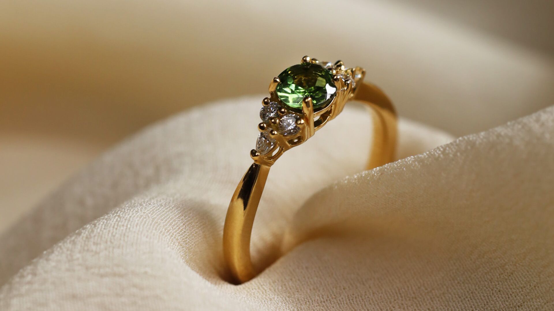 Bague trilogie diamant de fiancaille pour femme Maison Salmon