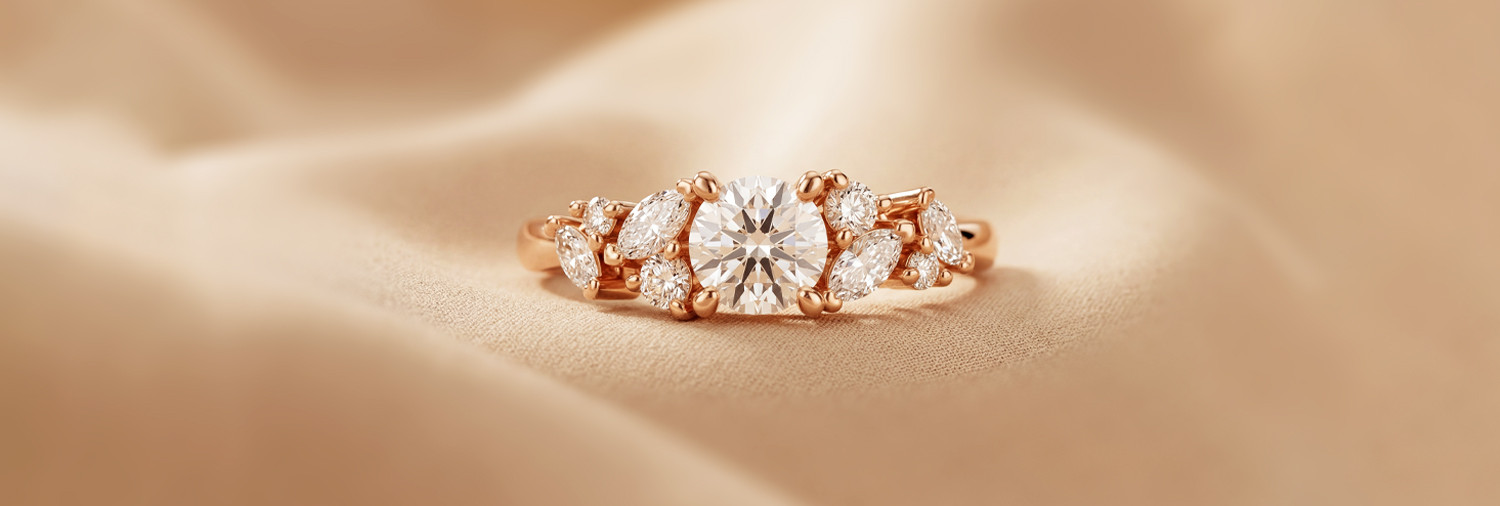Bague de fiancailles et alliance avec diamant en taille brillant - Maison Salmon